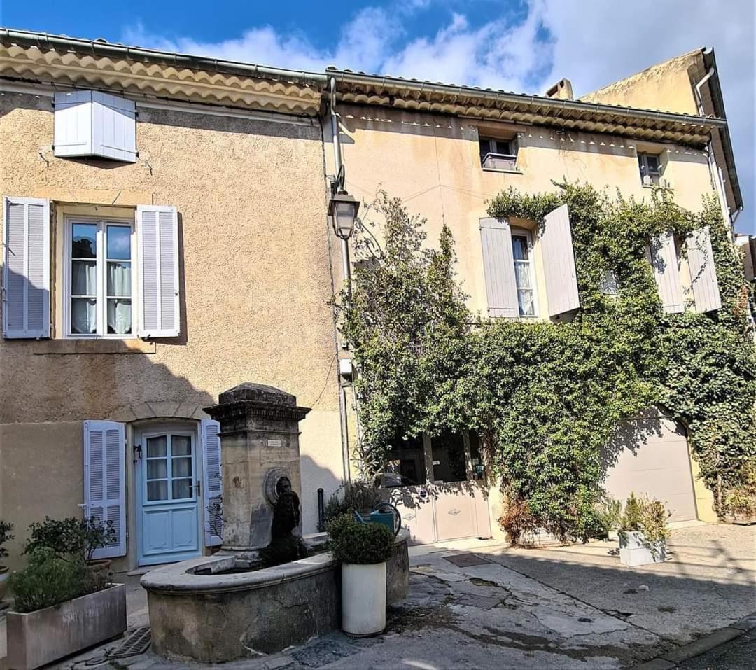 Maison La Plaine Lourmarin Exterior foto